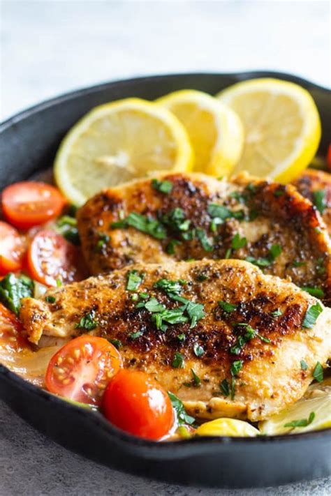 Italian Skillet Chicken Recipe • Unicorns In The Kitchen