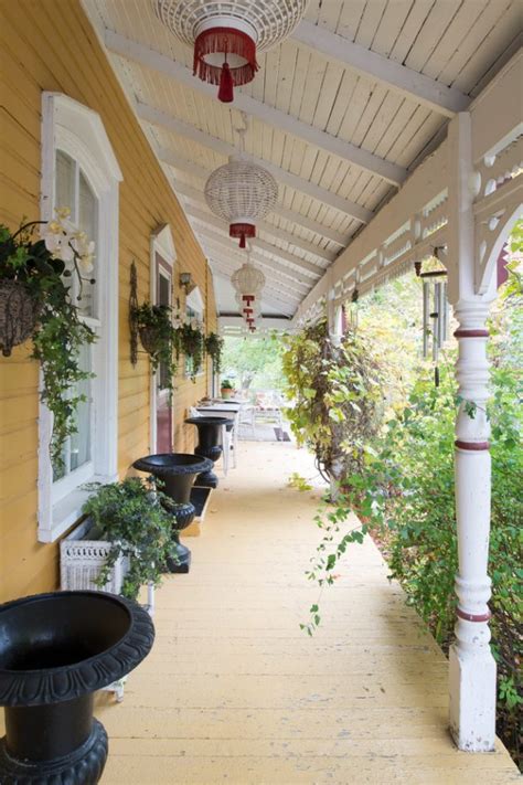 Magnificent Shabby Chic Porch Designs You Will Enjoy Everyday