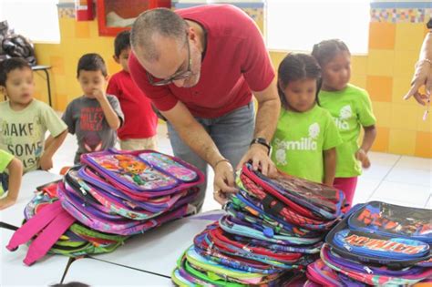 Entrega Dif Estatal Mochilas A Ni As Y Ni Os De La Casa Cuna Para El