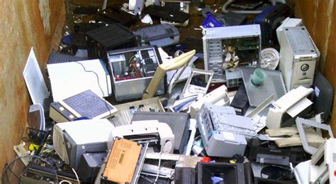 ¿por QuÉ Debo Reciclar Mi Basura ElectrÓnica Revista Hacia La Luz