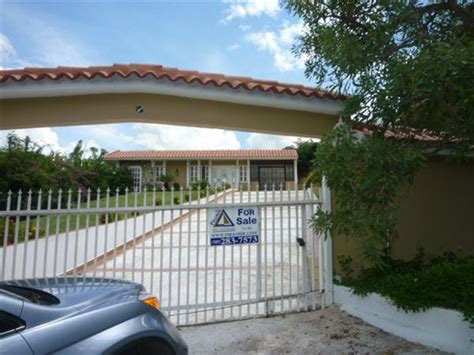 12 Juana Diaz PR 00795 Realtor