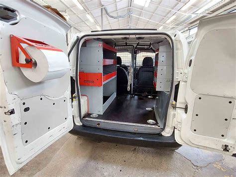 Allestimento Personalizzato Fiat Fiorino Arredamento E Rivestimenti