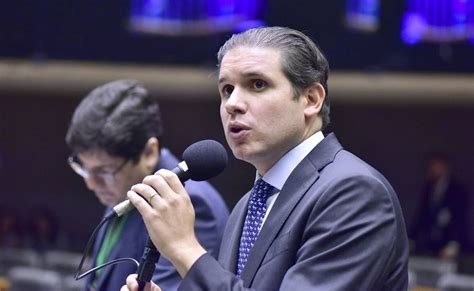 Motta pré candidato alinhado a Lira defende fim de agenda de