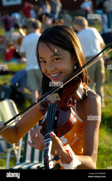 Folk Music In Bingsjo Dalecarlia Sweden Stock Photo Alamy