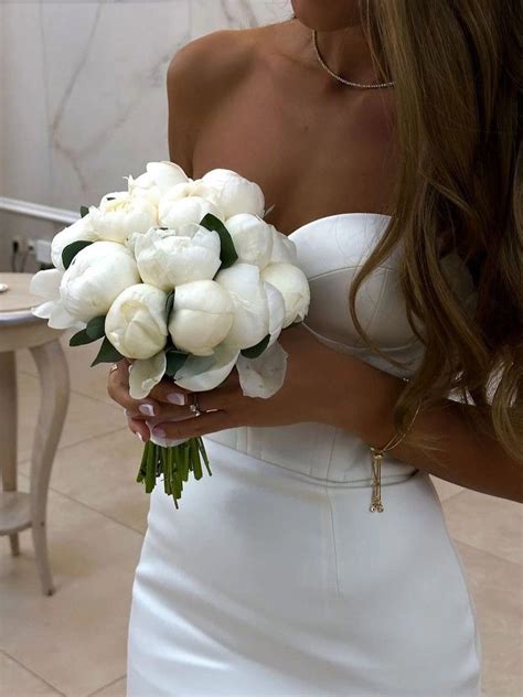 Ideas For Single Bloom Wedding Bouquets Guide Faqs Artofit