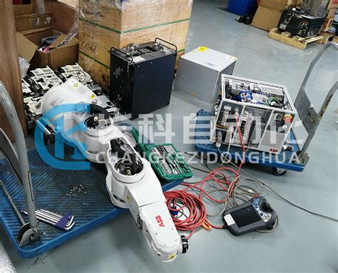 Abb小型机器人irb1200本体与控制柜拆机维修上电测试