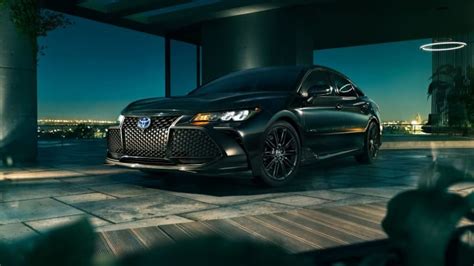 Toyota Avalon Enters With Xse Hybrid Nightshade Edition Autoblog