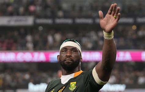 Rugby Siya Kolisi Capitaine De Lafrique Du Sud Opéré Dun Genou à