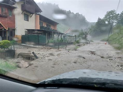 Arso tudi za Koroško izdal oranžni alarm Širše območje Maribora zajelo