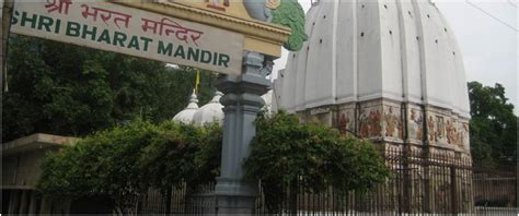 Bharat Mandir Temple In Rishikesh Krishna Holidays Bharat Mandir