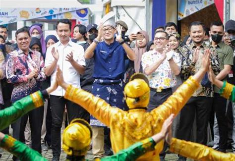 Menparekraf Buka Pameran Aki Di Taman Sari Banda Aceh