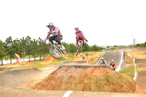 Indaiatuba faz 11 pódios na 3ª etapa do Paulista de BMX Kleber