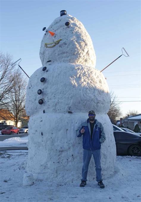 Pin By Sharon Mcclung On Winter Snowman Minnesota Winter Picture