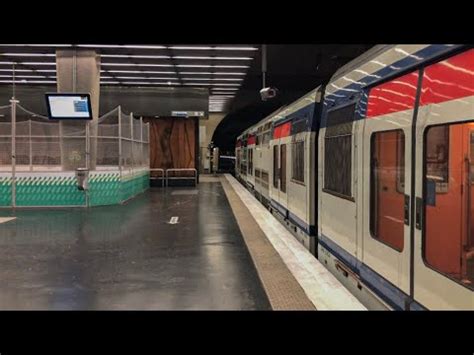 RER A Départ dun MI2N Altéo en gare de La Défense YouTube