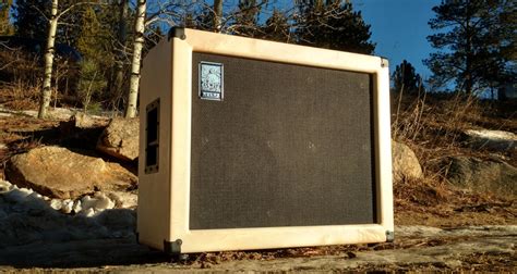 Oversize Guitar Two Twelve Cabinet - Atlas Custom Cabinets