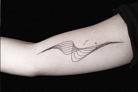 Minimalist Tattoo Ideas That Prove Less Is More Man Of Many Small