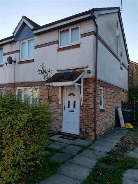 3 Bedroom Semi Detached House For Rent In Bradford West Yorkshire