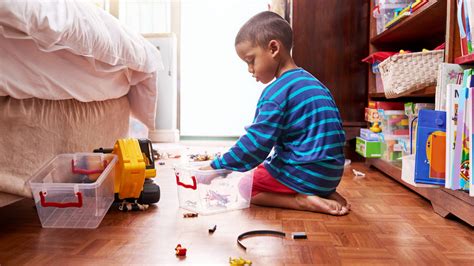 How to Clear the Clutter from Your Kids' Room - Tinybeans