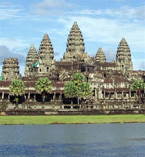 Trésors d Indochine De la baie d Along aux temples d Angkor