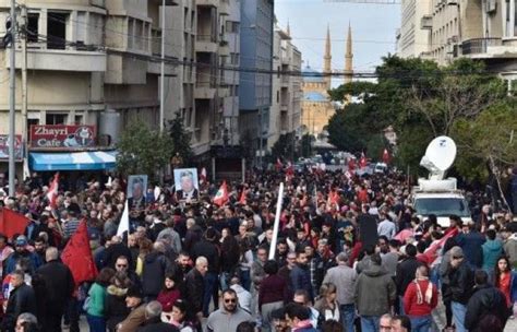 مظاهرة في لبنان احتجاجا على الأوضاع الاقتصادية والاجتماعية و مصراوى