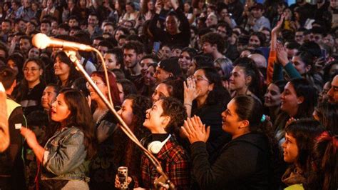 Ba Celebra A Os De Democracia Con Shows Y Actividades Gratuitas