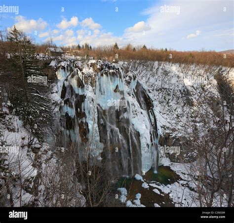 Plitvice lakes national park winter hi-res stock photography and images ...