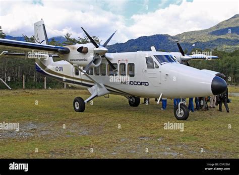 Hornopirén, Chile: small passenger plane at an airstrip Stock Photo - Alamy