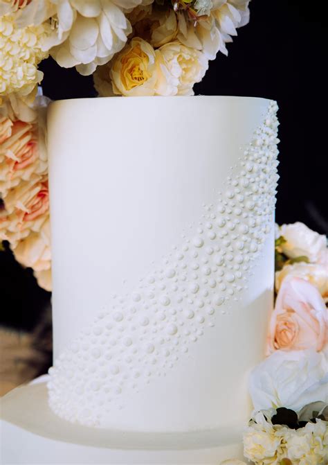 Cakes by Tosan Launches New “Ember” Wedding Cake Collection