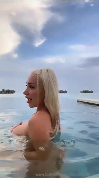 Daniella Chavez Naked Bath In The Swimming Pool