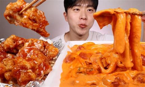 ASMR MUKBANG KOREAN ROSE TTEOKBOKKI SWEET CHICKEN EATING SHOW