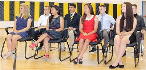 Vicenza High School Recognizes Graduates Who Choose To Serve Article