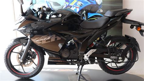 2020 Suzuki Gixxer Sf 155 BS6 Fi Detailed Review Black Exhaust