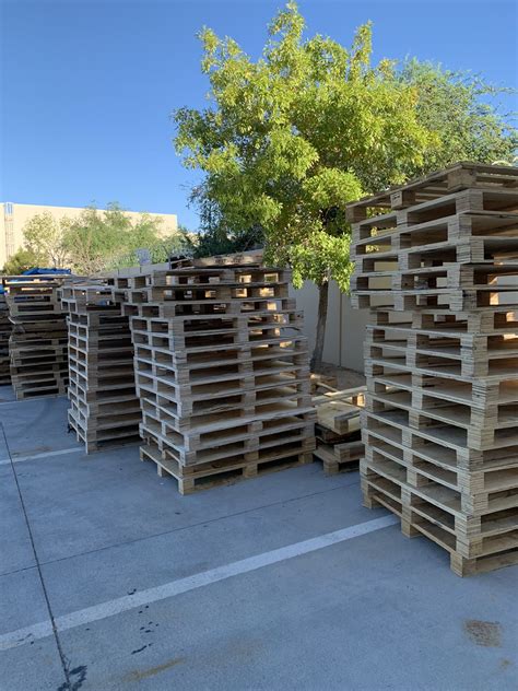Free Pallets!! for Sale in Las Vegas, NV - OfferUp