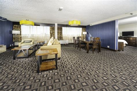 Holiday Inn Louisville East - Hurstbourne, an IHG Hotel Louisville ...