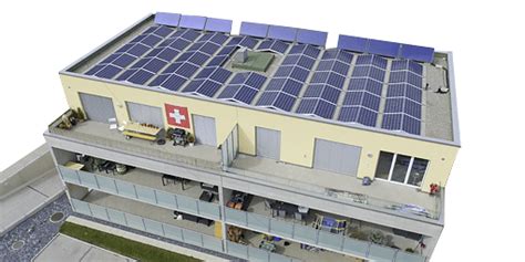 Photovoltaik Anlage Fuer Solarstrom Installiert Von Baufair Bau Fair