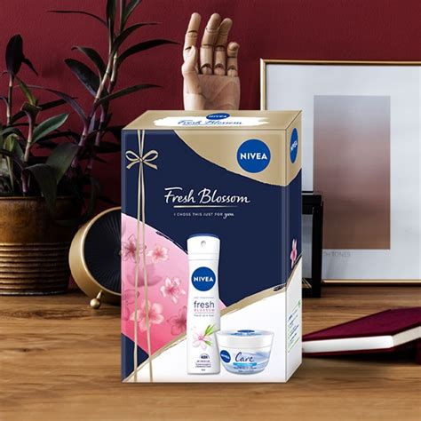 Set Cadou Nivea Fresh Blossom Crema De Corp Nivea Care Ml