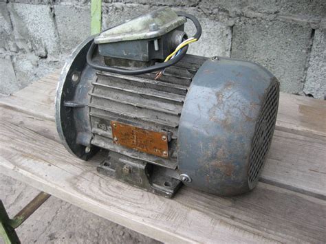 Продам электродвигатель на 380V