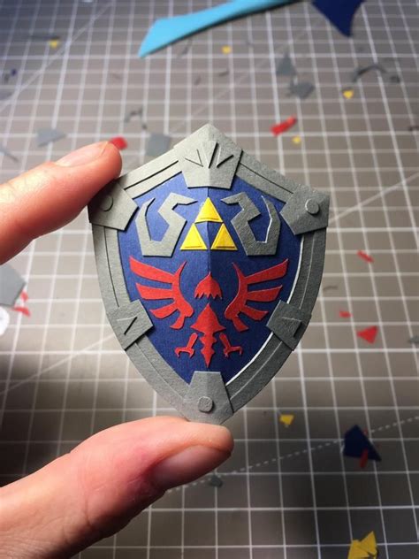 Miniature papercraft Hylian Shield from Zelda BotW - Album on Imgur | Zelda diy, Legend of zelda ...