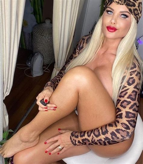 Mandity Izabella Mandityizabella Mandityizabella Fotomodell Nude Leaks Onlyfans Onlyfans