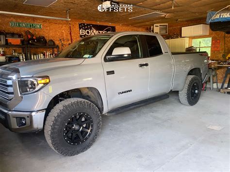 2019 Toyota Tundra With 18x9 25 Icon Alloys Rebound And 28575r18 Nitto