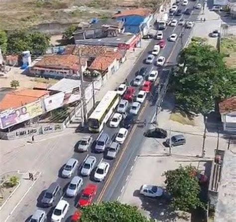 Obras e novo binário deixam trânsito caótico na região norte da capital