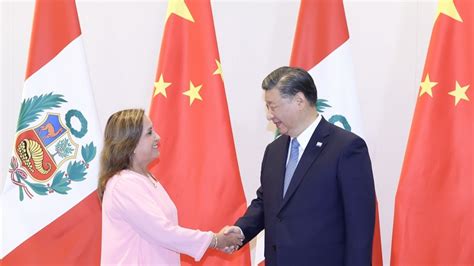 Presidente Xi Jinping Sostiene Encuentro Con Presidenta De Per Dina