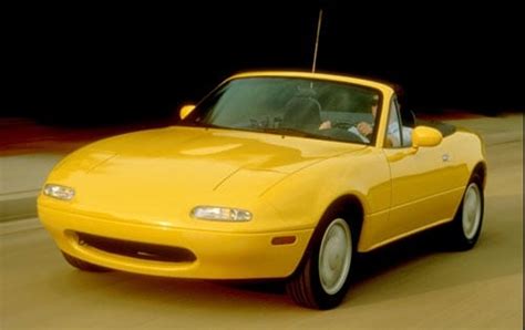 Used 1990 Mazda MX-5 Miata Convertible Review | Edmunds