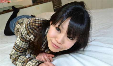 素人娘もも の無修正エロ画像 AV女優ギャラリー 2 件 JapaneseBeauties jav model Amateur Momo