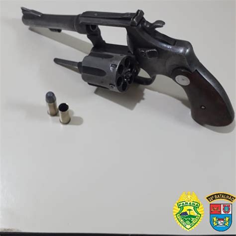 Em situações distintas PM apreende duas armas de fogo durante