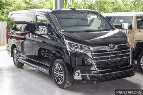 Toyota GranAce Premium Malaysia Ext 2 Paul Tan S Automotive News