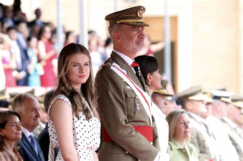 Leonor Jurará La Constitución Sobre El Mismo Ejemplar Que Usó Dos Veces El Rey España Times