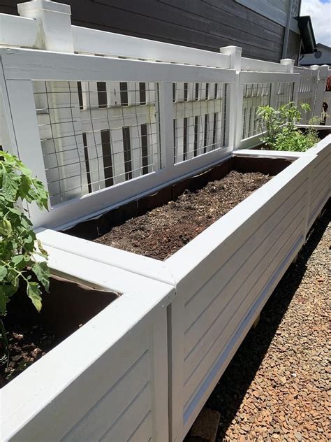 diy raised planter box with trellis - Lead Bloggers Ajax