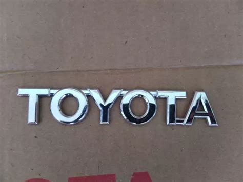 Emblema Compuerta Toyota Hilux Mercadolibre