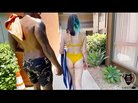 Curvy Beauty Ireland Rose Takes Rome Major And His Friend XVIDEOS